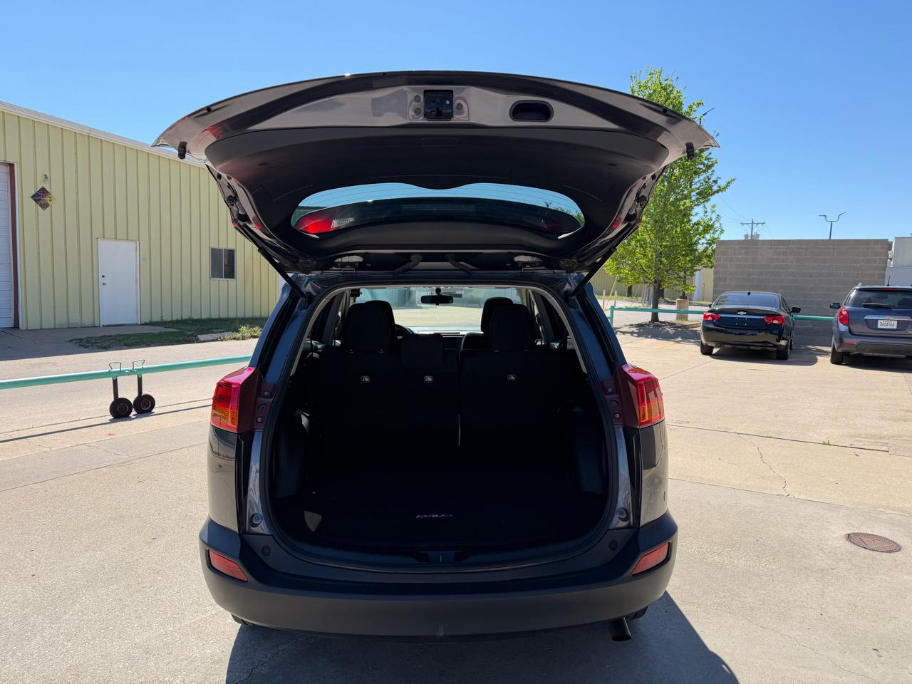 Toyota RAV4 XLE AWD 2014