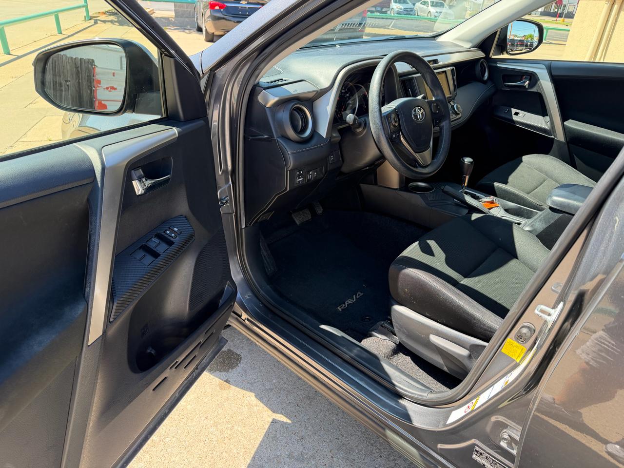 Toyota RAV4 XLE AWD 2014