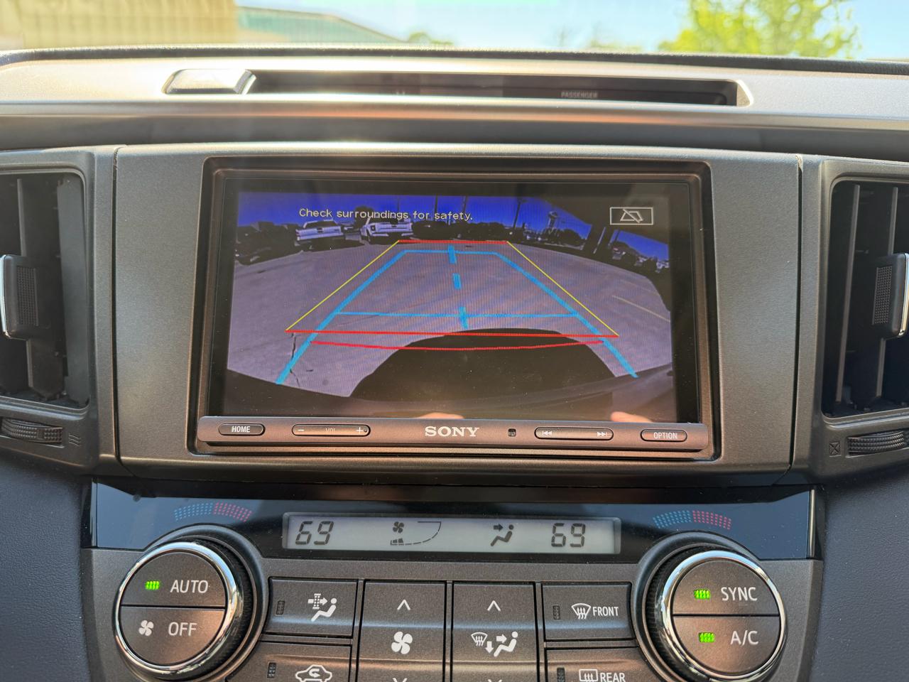 Toyota RAV4 XLE AWD 2014