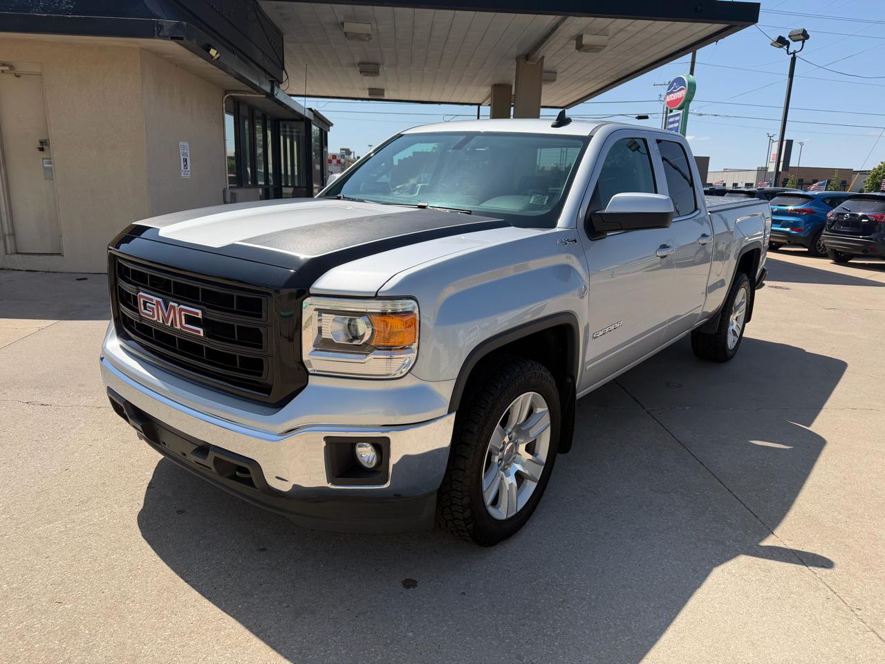 GMC Sierra 1500 SLE Double Cab 4WD 2015