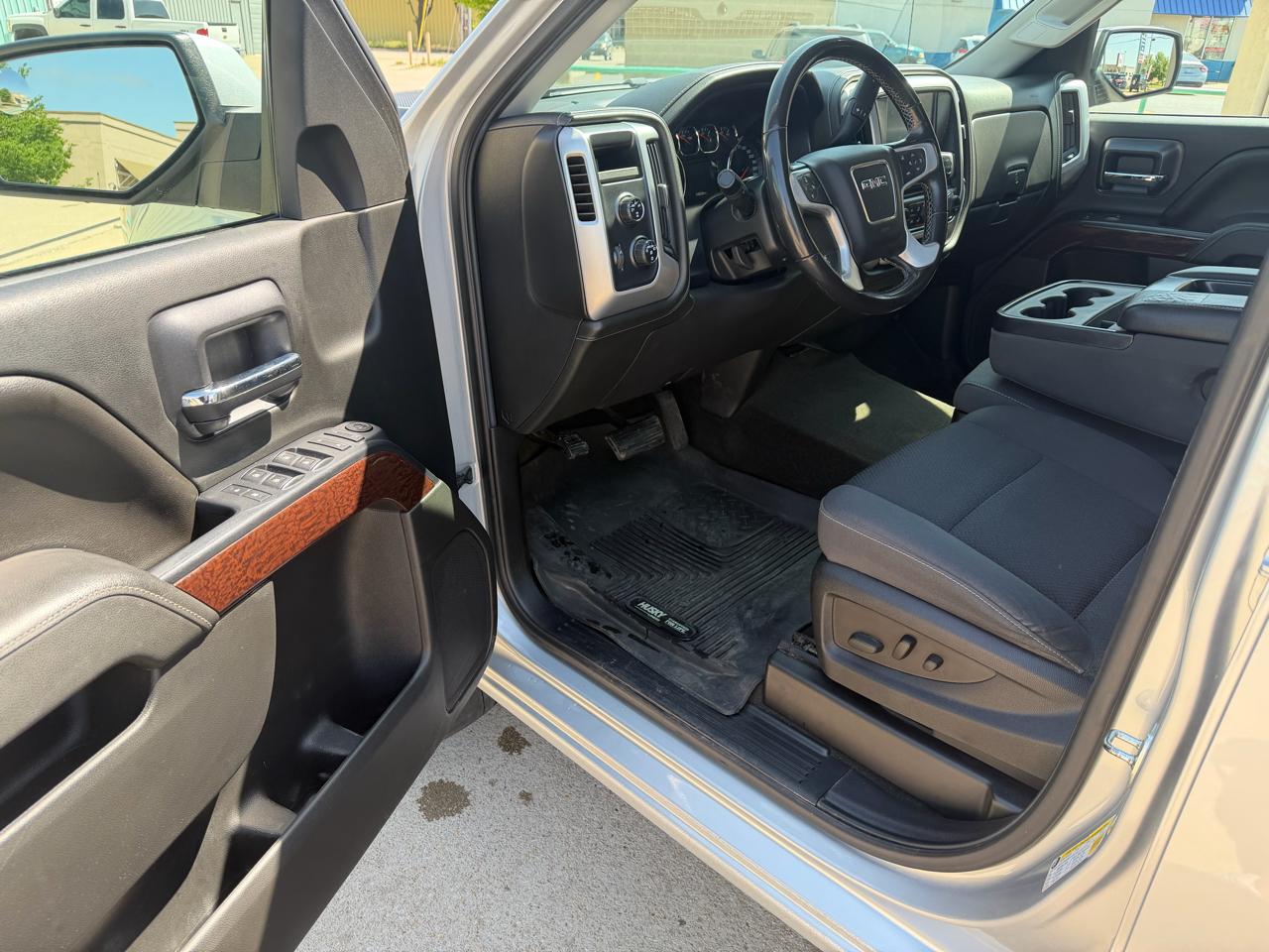 GMC Sierra 1500 SLE Double Cab 4WD 2015