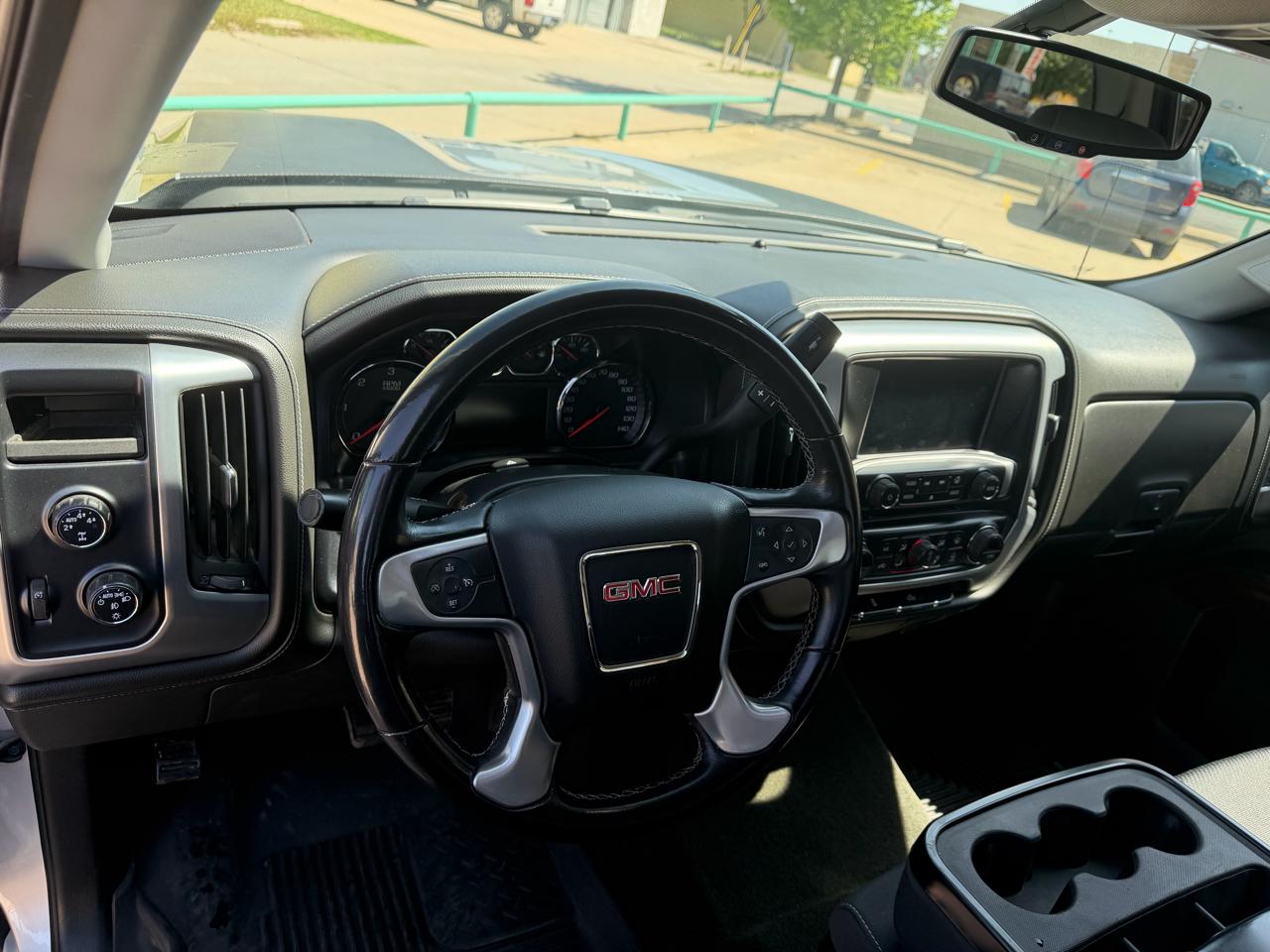 GMC Sierra 1500 SLE Double Cab 4WD 2015