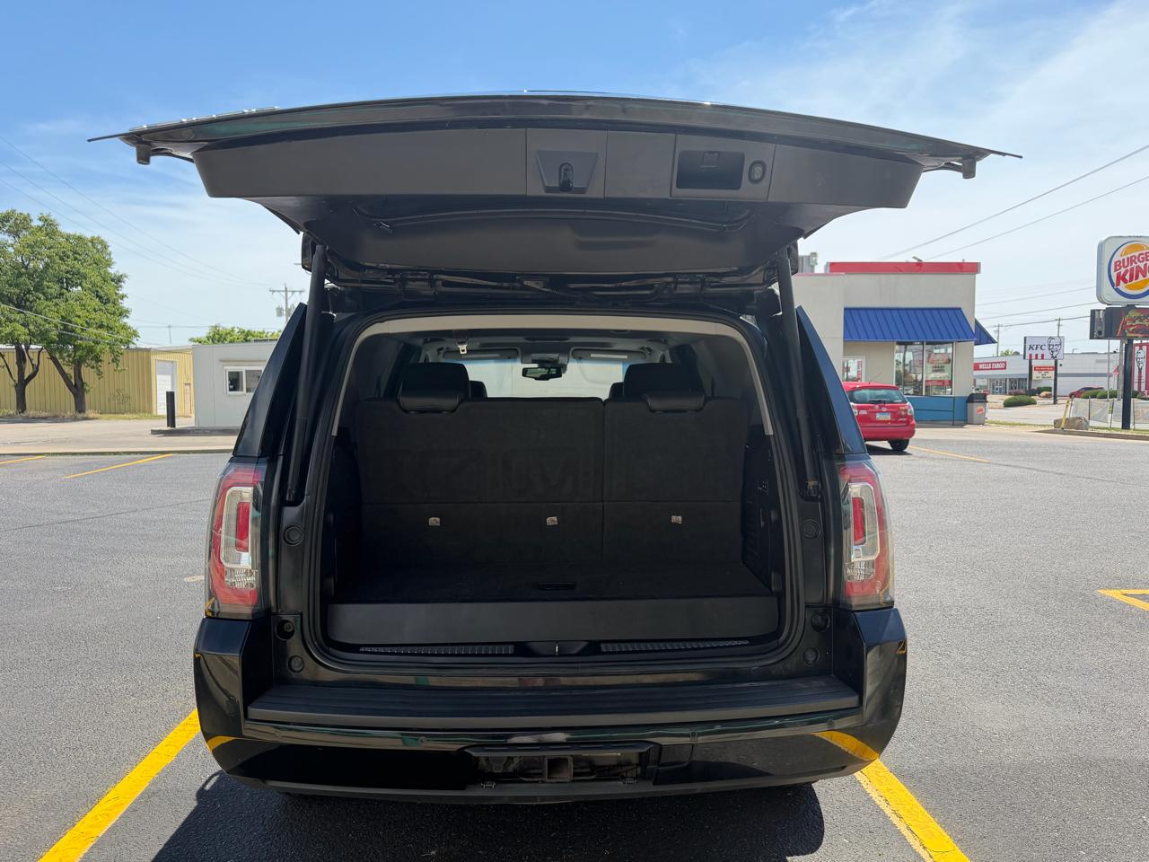 GMC Yukon SLT 4WD 2020