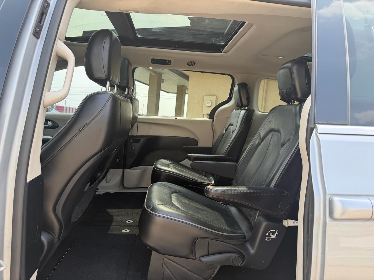 Chrysler Pacifica Limited 2020
