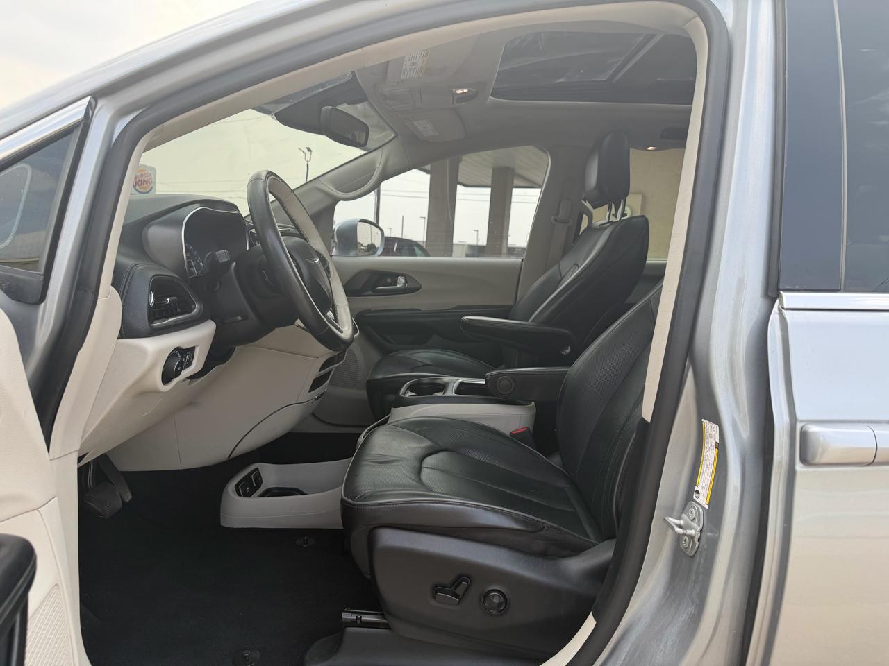 Chrysler Pacifica Limited 2020