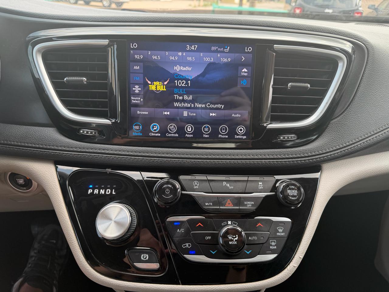 Chrysler Pacifica Limited 2020