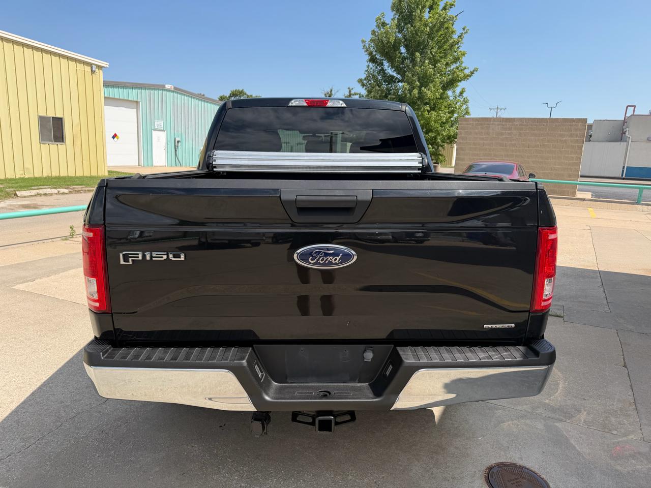 Ford F-150 XLT SuperCrew 5.5-ft. Bed 2WD 2015