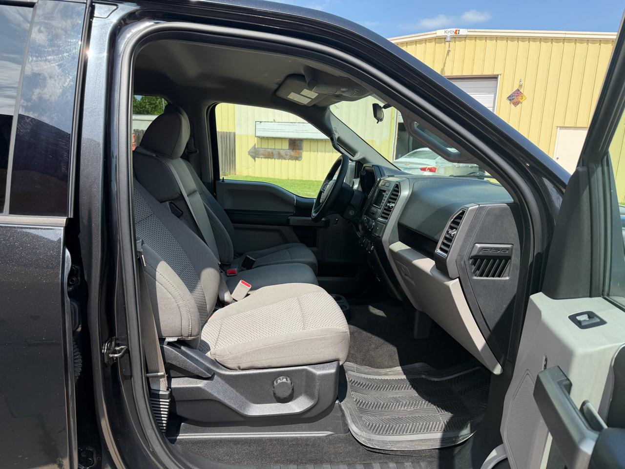 Ford F-150 XLT SuperCrew 5.5-ft. Bed 2WD 2015