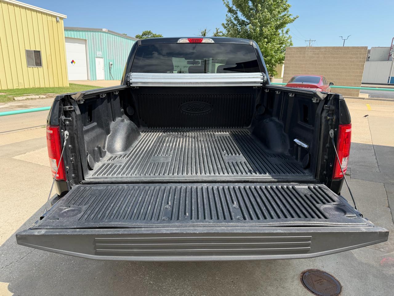 Ford F-150 XLT SuperCrew 5.5-ft. Bed 2WD 2015