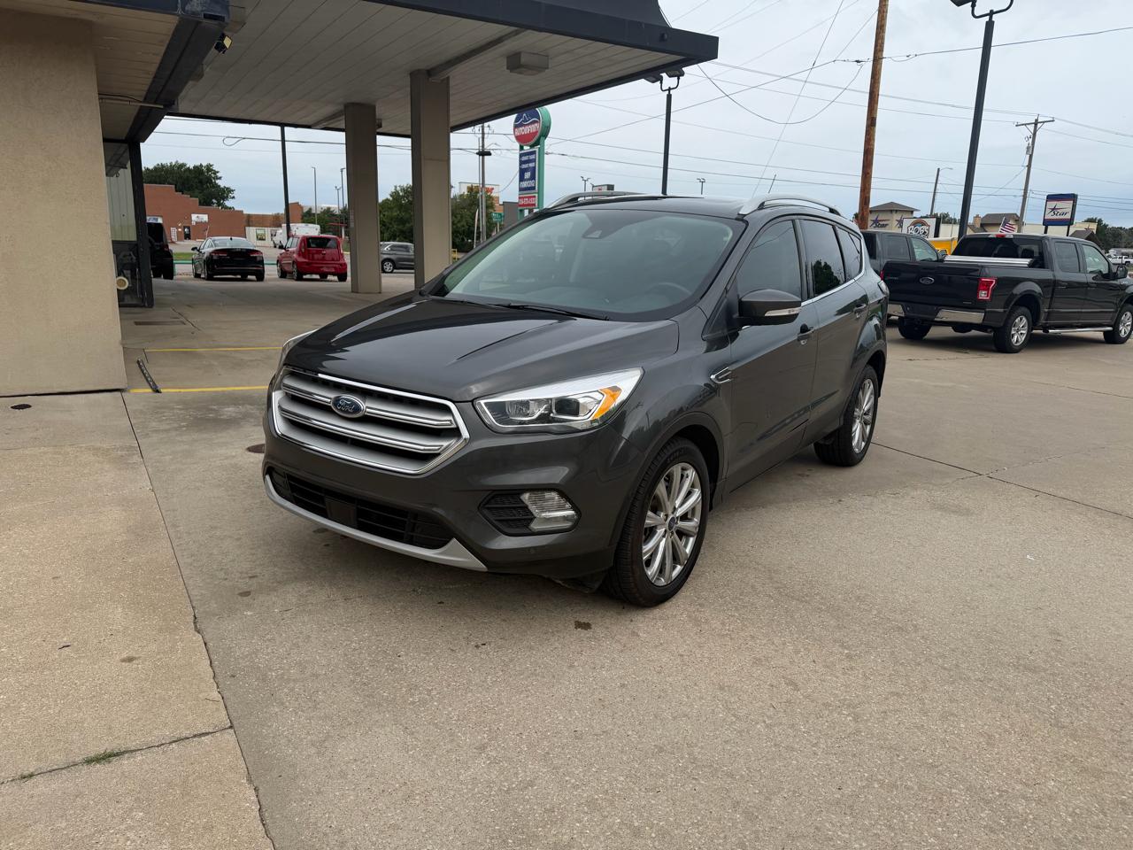 Ford Escape Titanium FWD 2018