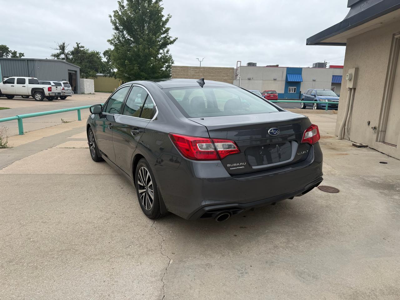 Subaru Legacy 2.5i Premium 2018