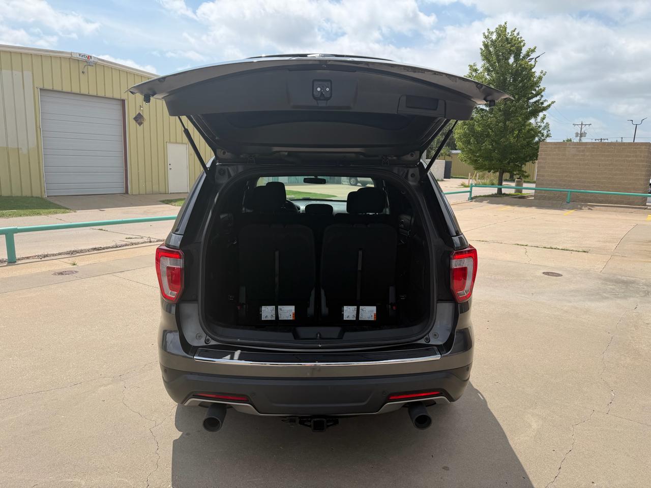 Ford Explorer XLT 4WD 2018