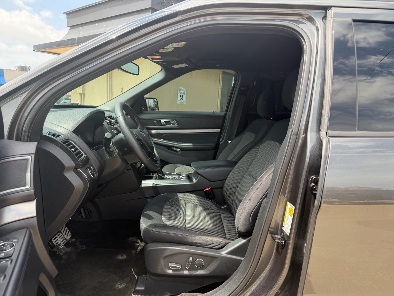 Ford Explorer XLT 4WD 2018