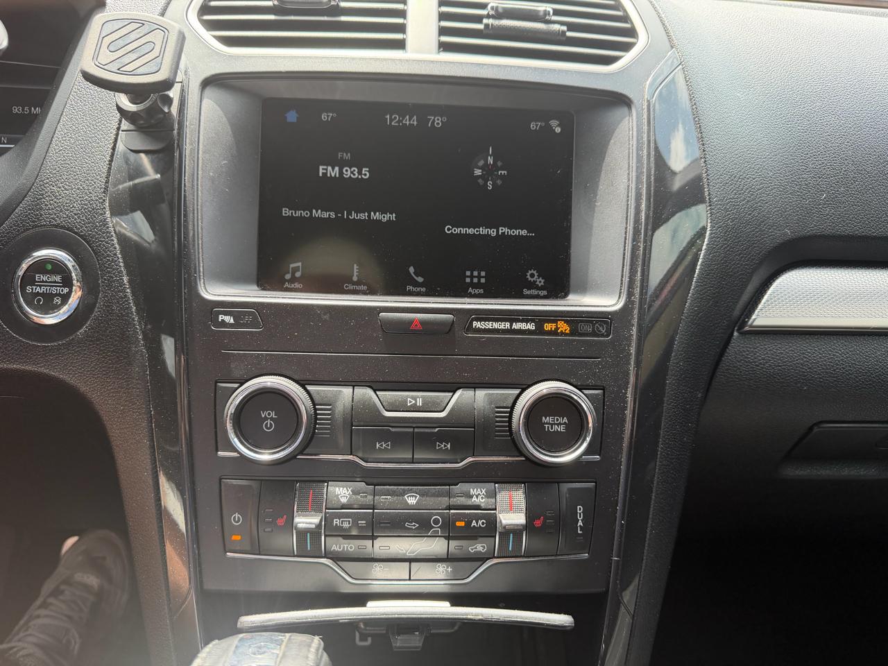 Ford Explorer XLT 4WD 2018