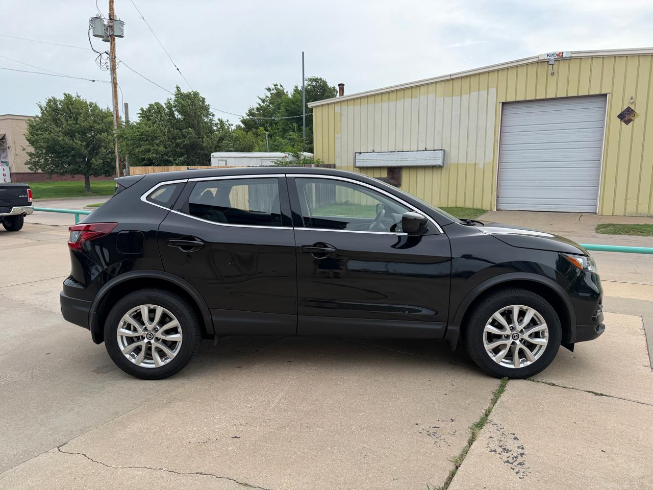 Nissan Rogue Sport S AWD 2022