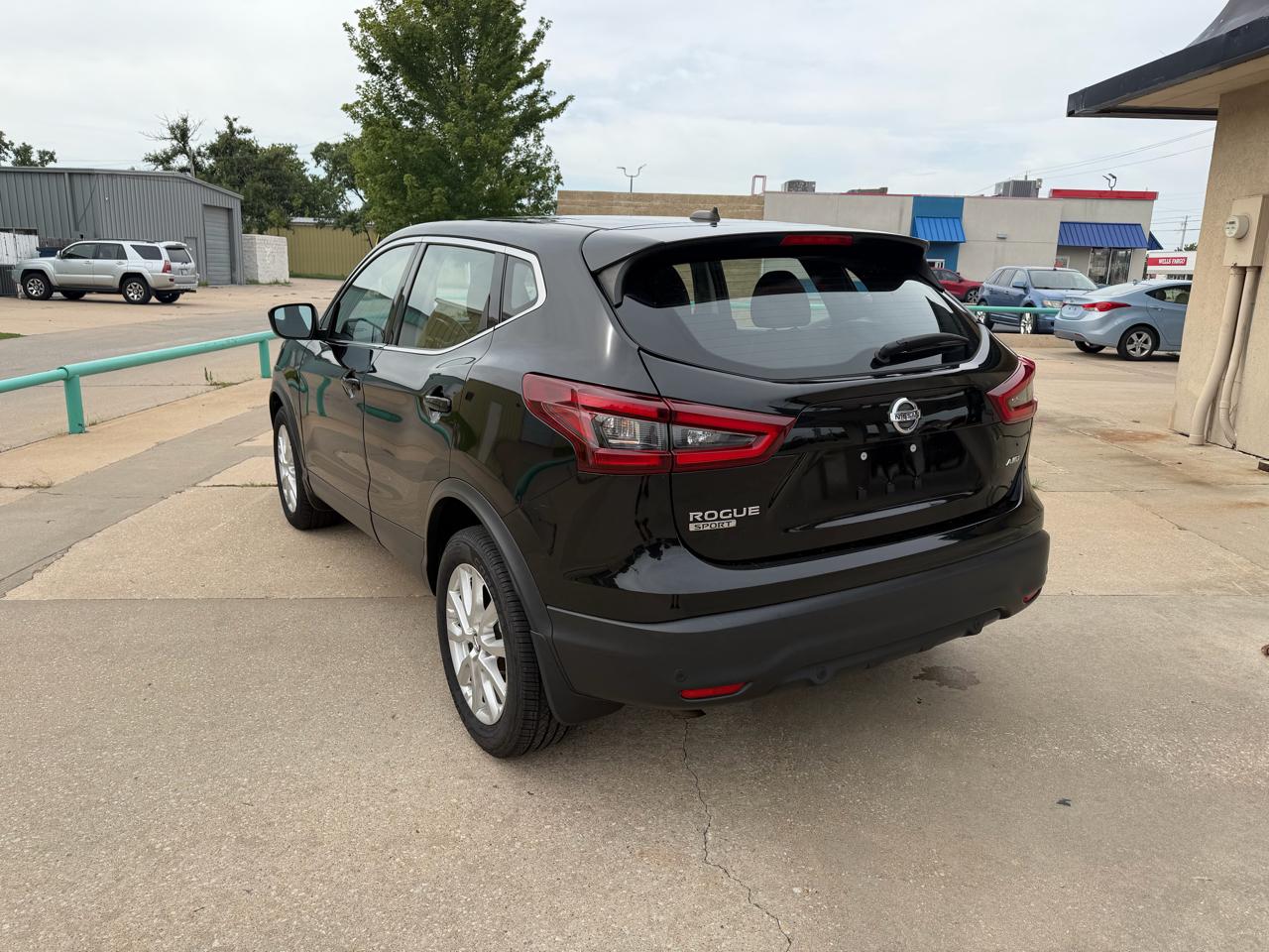 Nissan Rogue Sport S AWD 2022