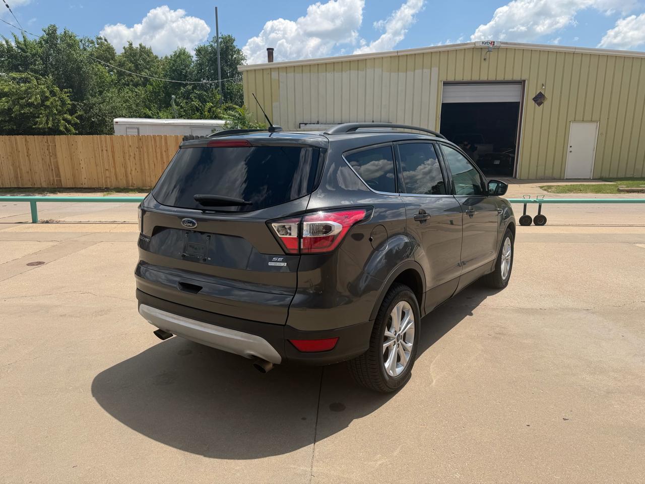 Ford Escape SE FWD 2017