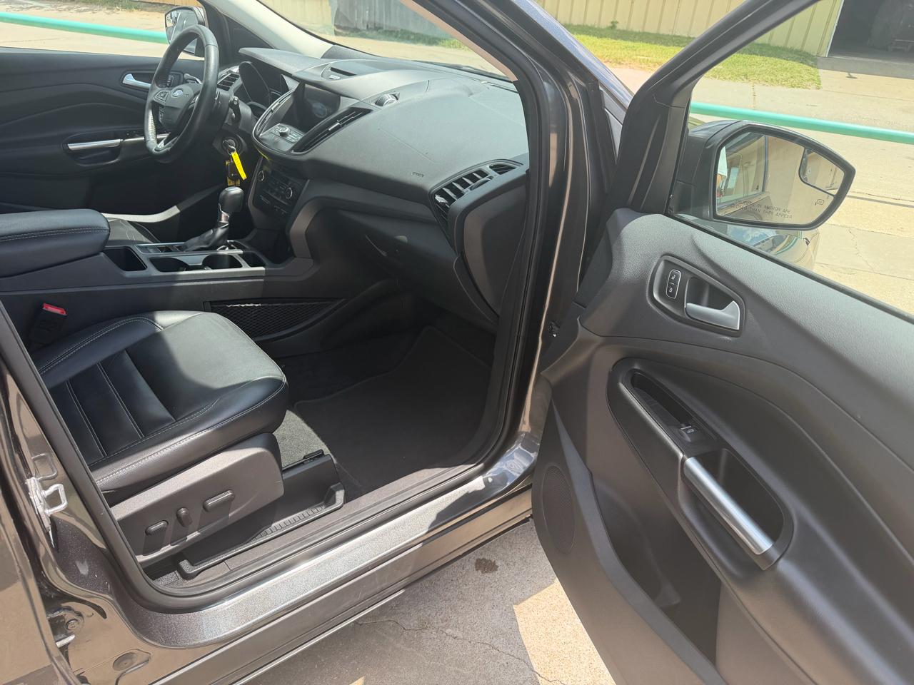 Ford Escape SE FWD 2017
