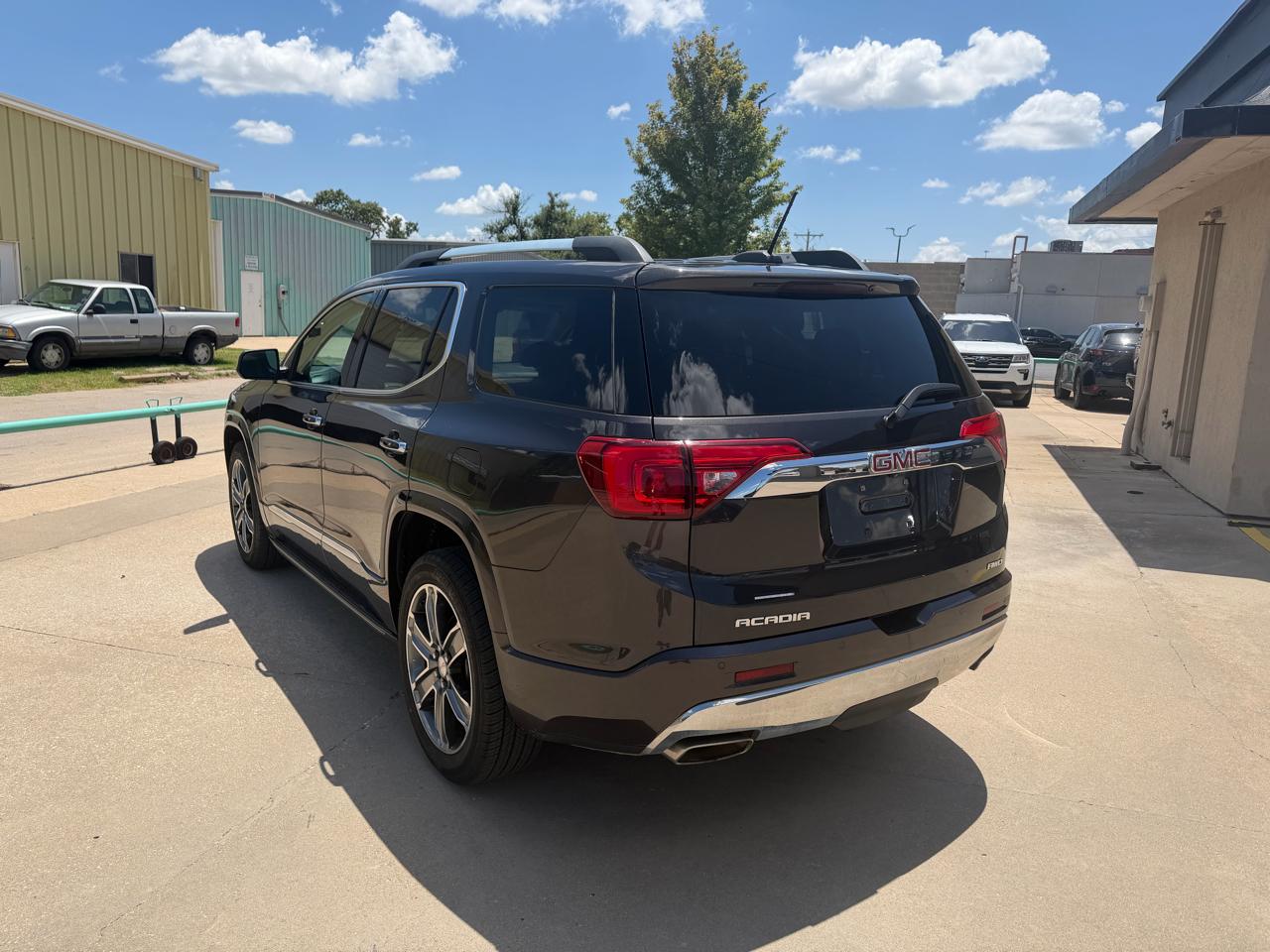 GMC Acadia Denali AWD 2017