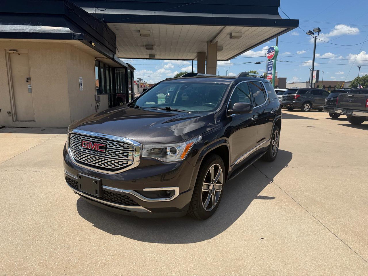 GMC Acadia Denali AWD 2017