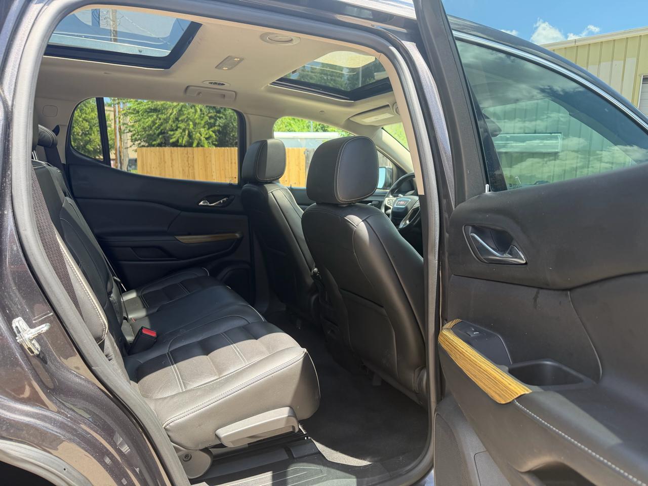 GMC Acadia Denali AWD 2017