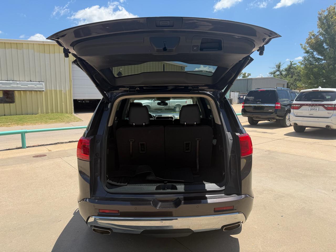 GMC Acadia Denali AWD 2017