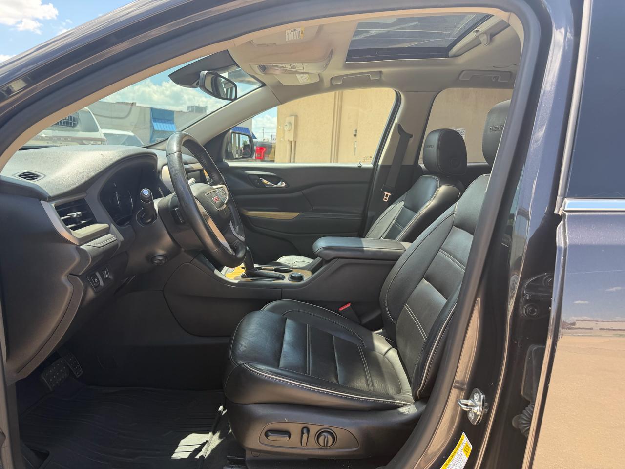 GMC Acadia Denali AWD 2017