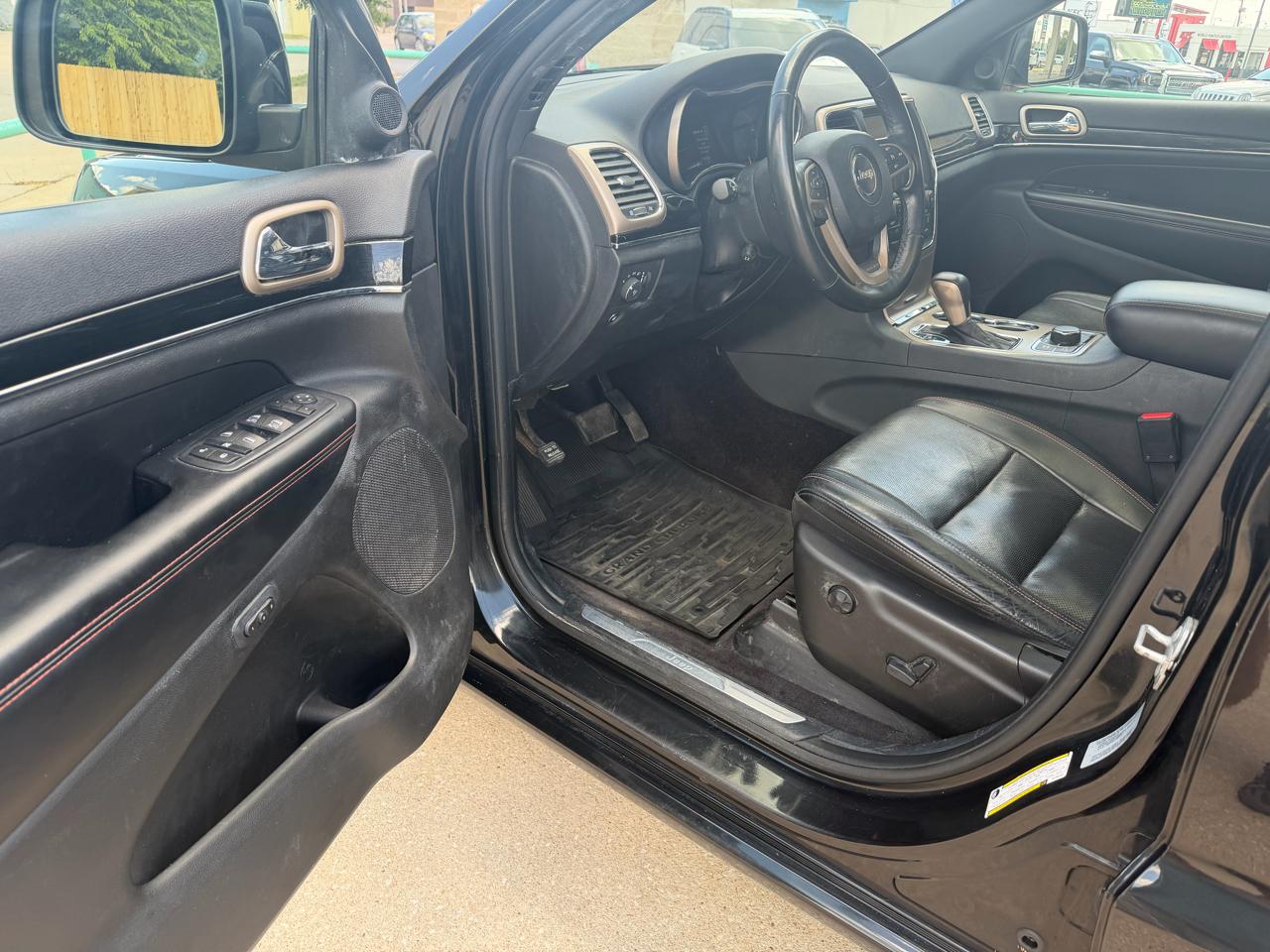 Jeep Grand Cherokee  2016