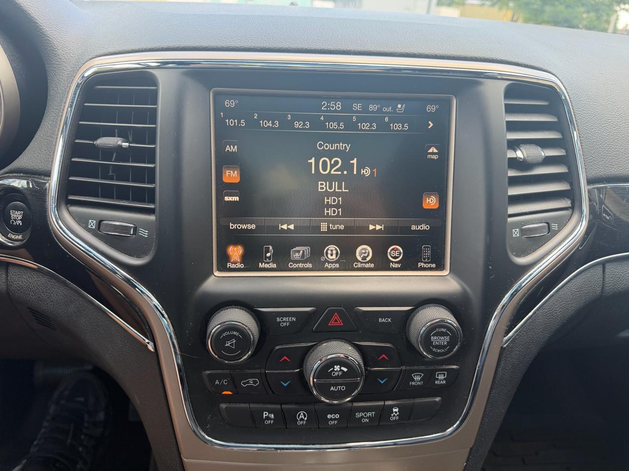 Jeep Grand Cherokee  2016