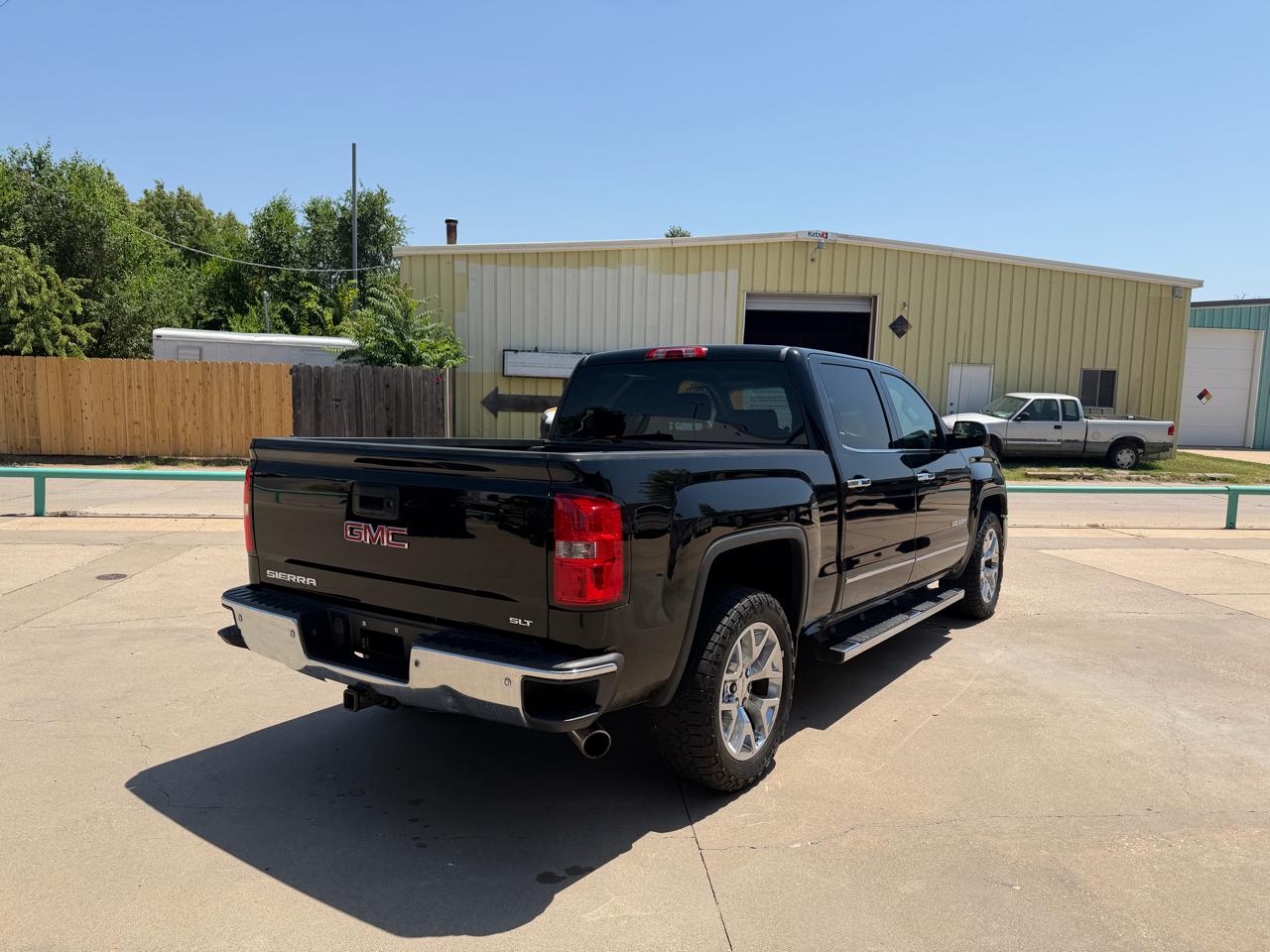 GMC Sierra 1500 SLT Crew Cab 2WD 2014
