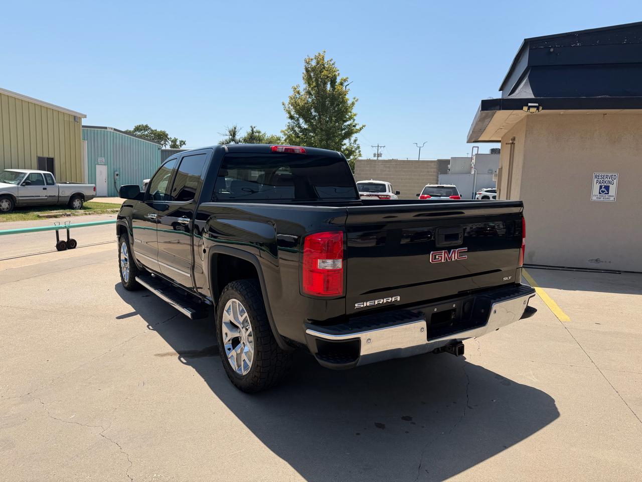 GMC Sierra 1500 SLT Crew Cab 2WD 2014