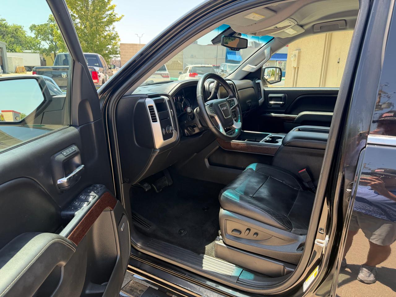 GMC Sierra 1500 SLT Crew Cab 2WD 2014