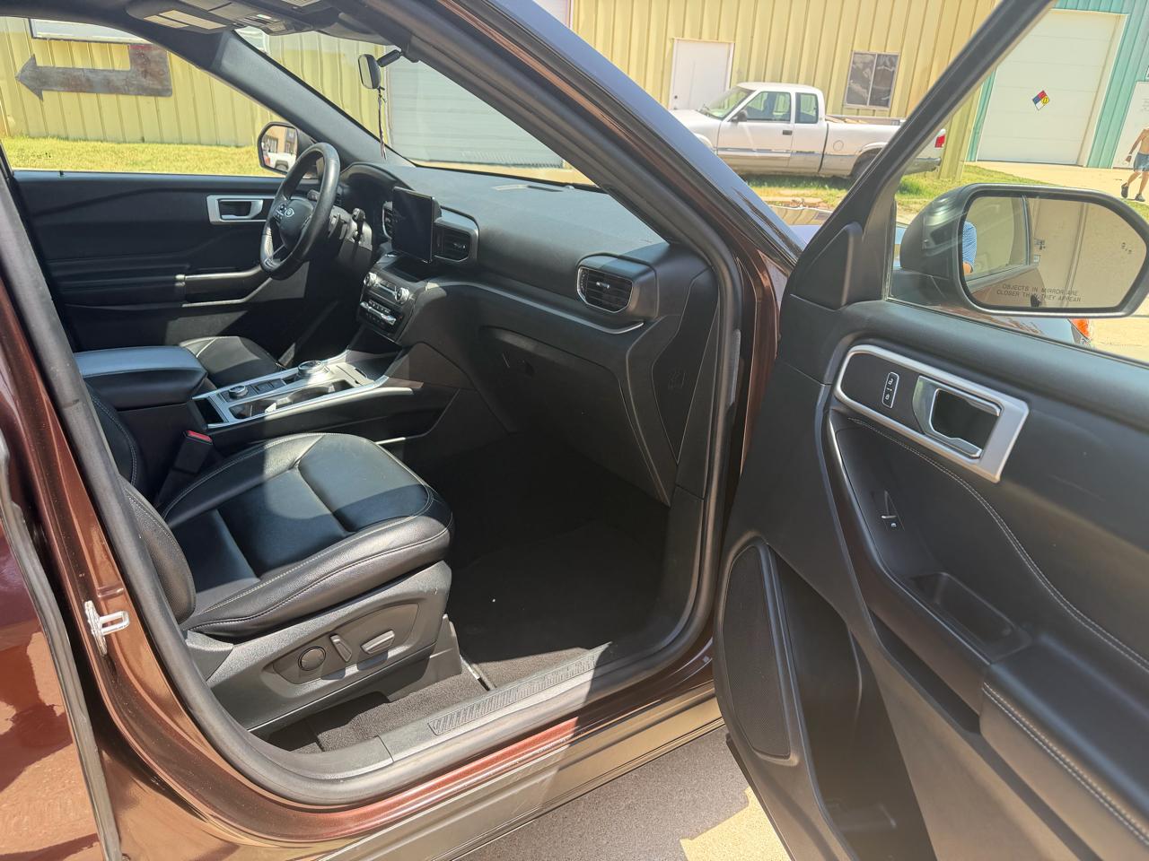 Ford Explorer XLT AWD 2020