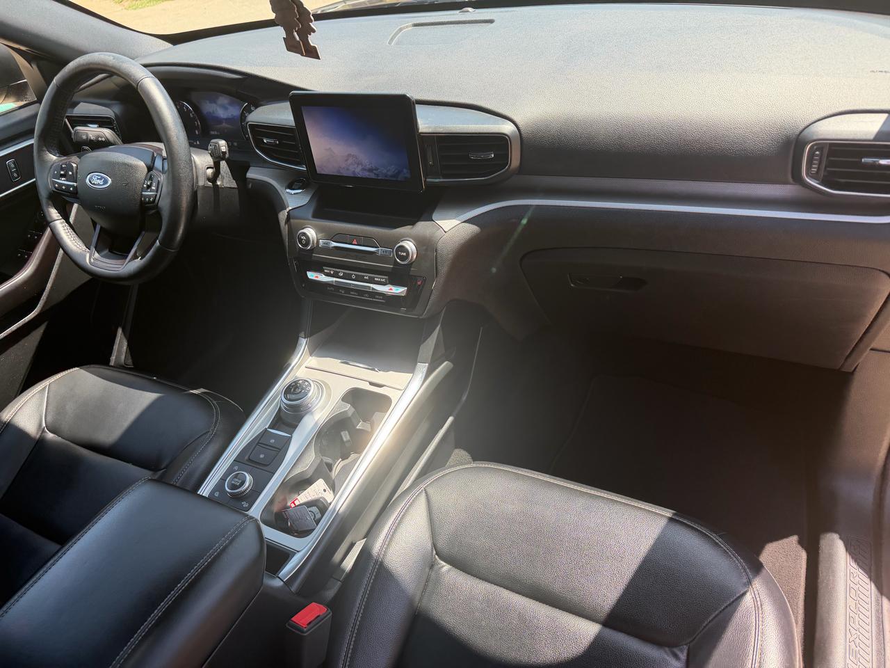 Ford Explorer XLT AWD 2020