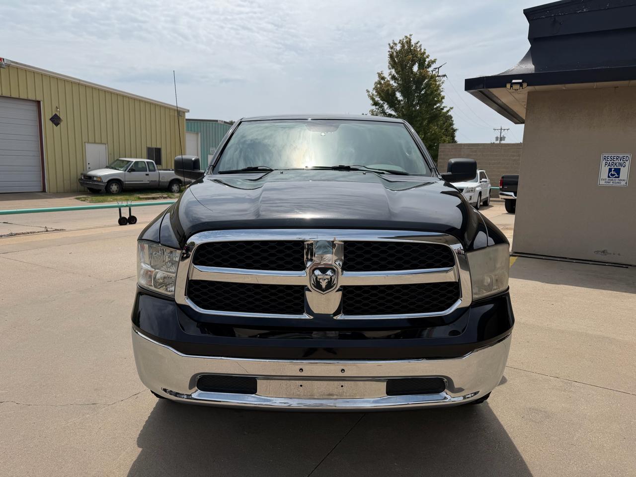 RAM 1500 SLT Quad Cab 4WD 2014