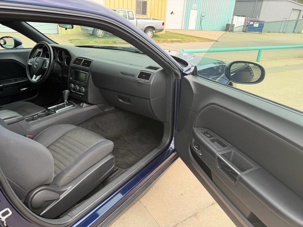 Dodge Challenger SXT 2014