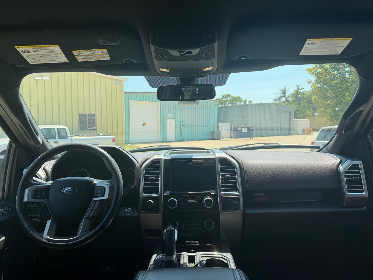 Ford F-150 Platinum SuperCrew 5.5-ft. Bed 4WD 2015