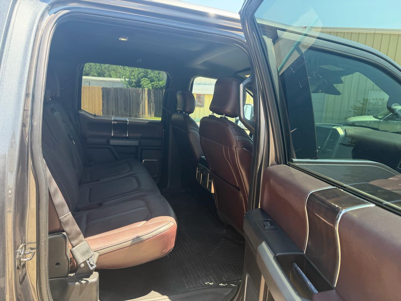 Ford F-150 Platinum SuperCrew 5.5-ft. Bed 4WD 2015