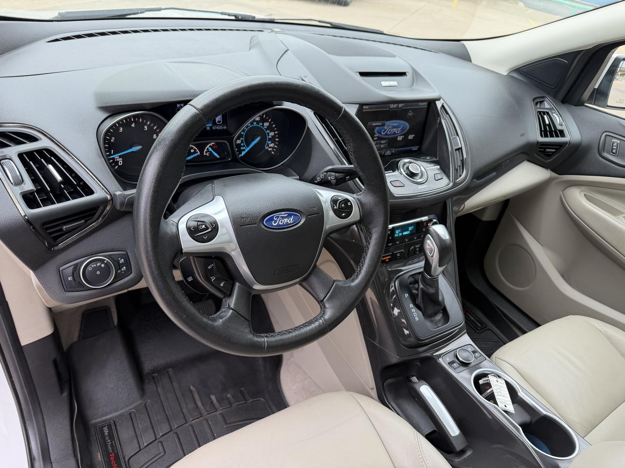 Ford Escape Titanium FWD 2015