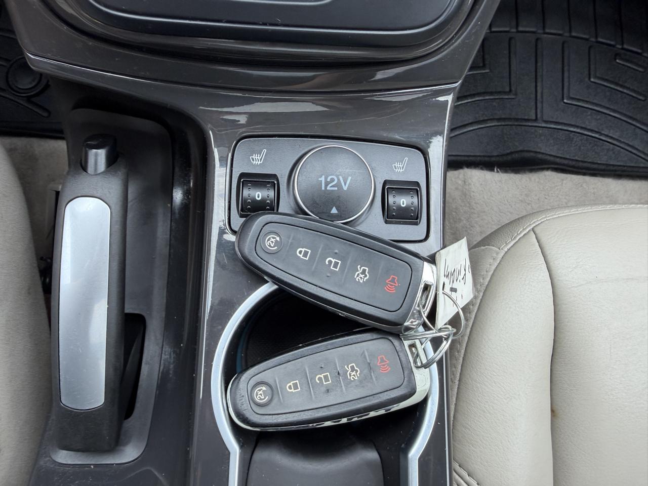 Ford Escape Titanium FWD 2015