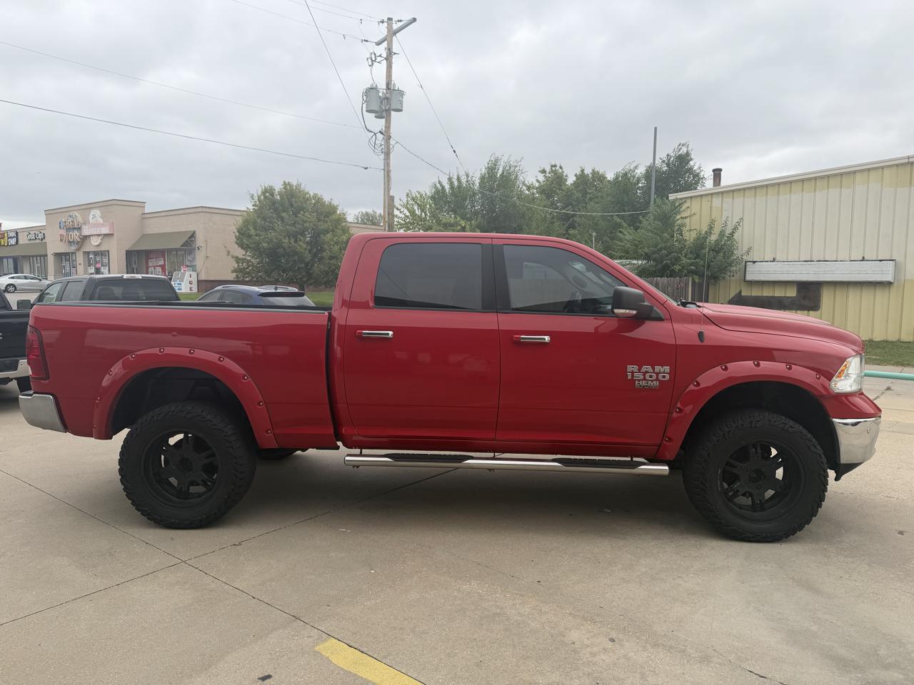 RAM 1500 Big Horn Crew Cab 4WD 2016
