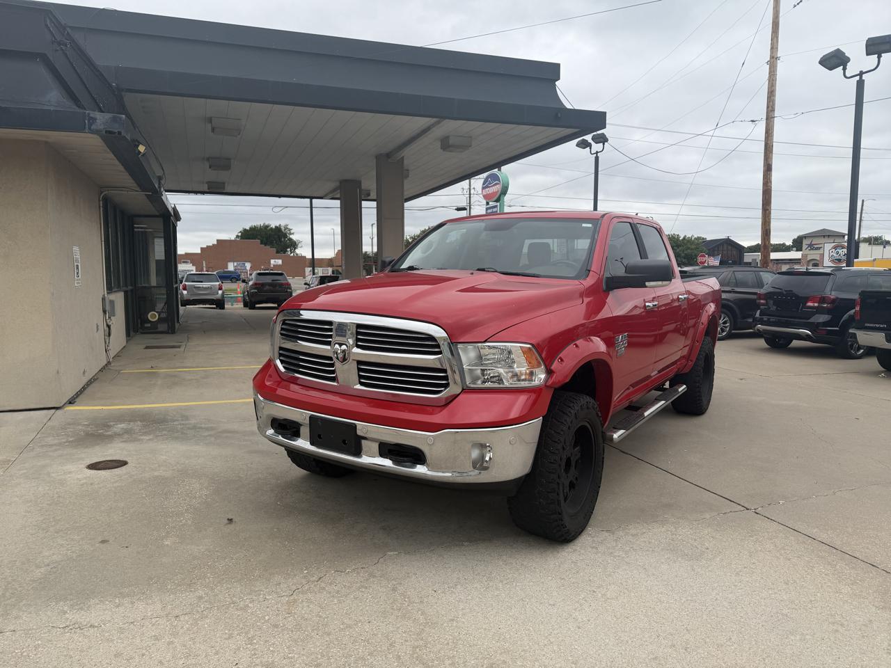 RAM 1500 Big Horn Crew Cab 4WD 2016