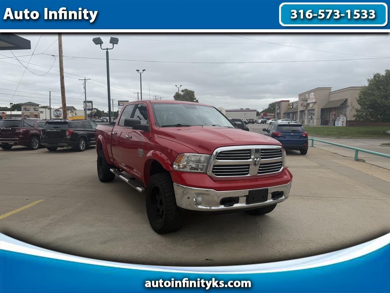 RAM 1500 Big Horn Crew Cab 4WD 2016