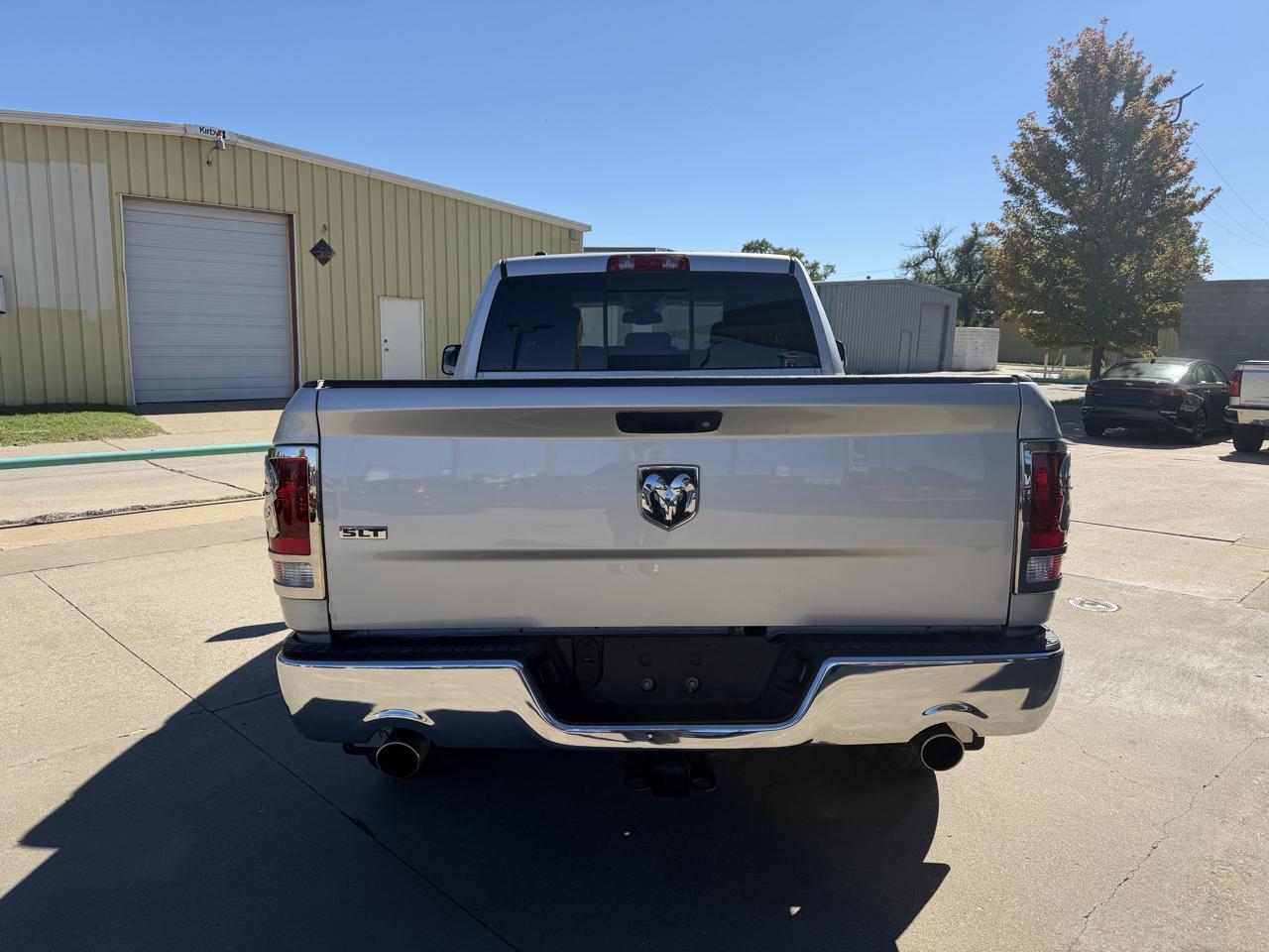 RAM 1500 SLT Quad Cab 2015