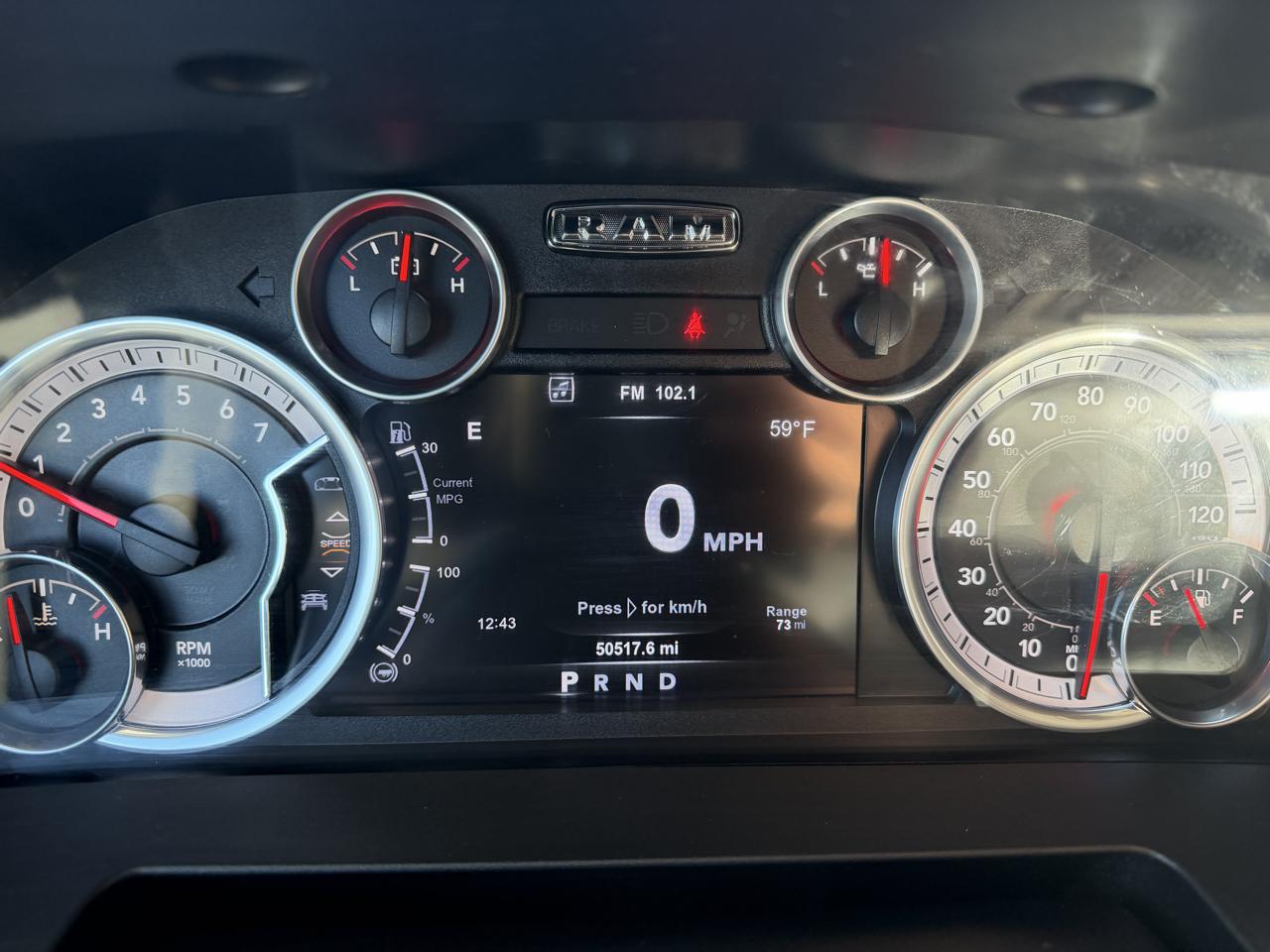 RAM 1500 SLT Quad Cab 2015