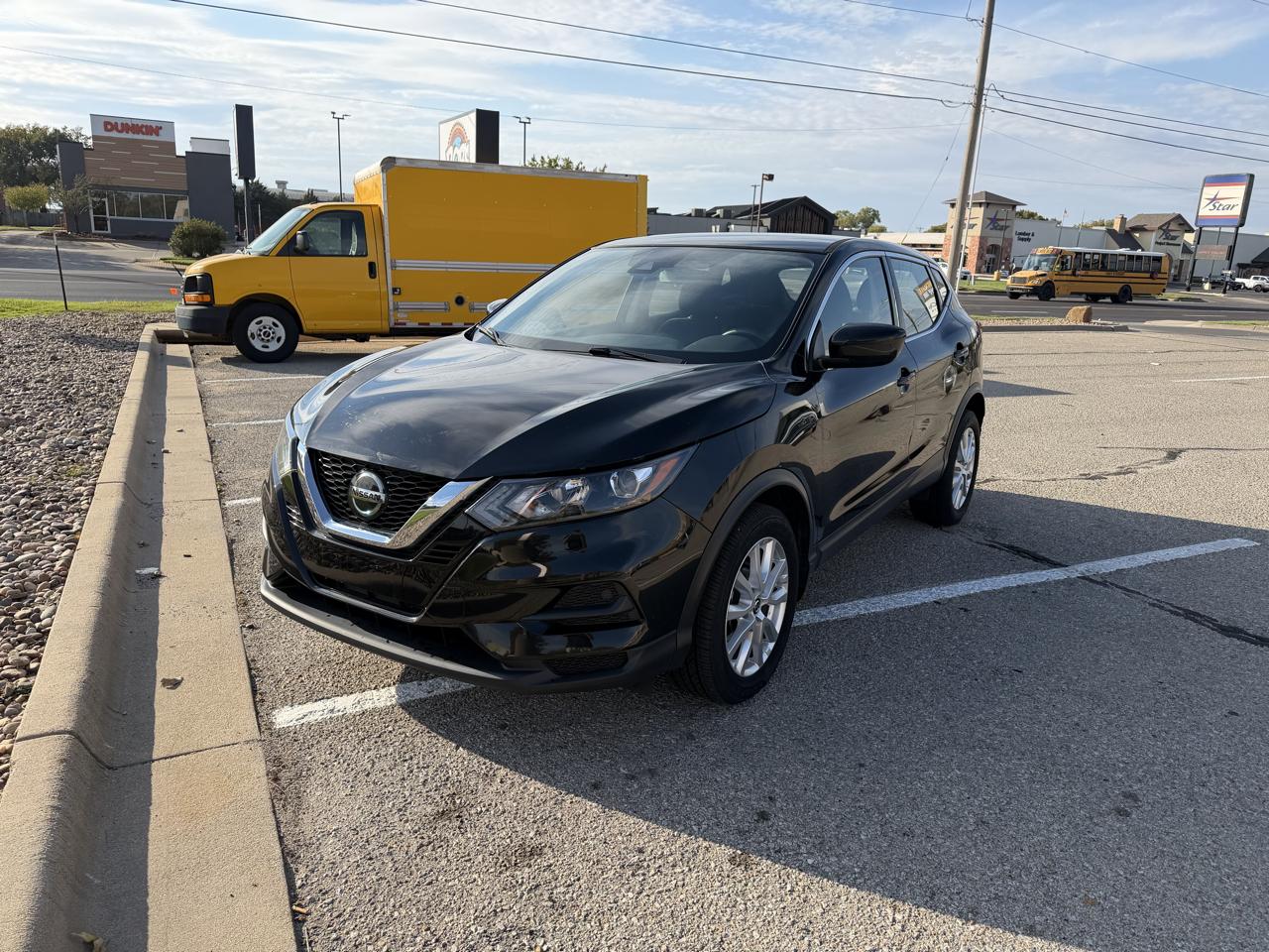 Nissan Rogue Sport S AWD 2022