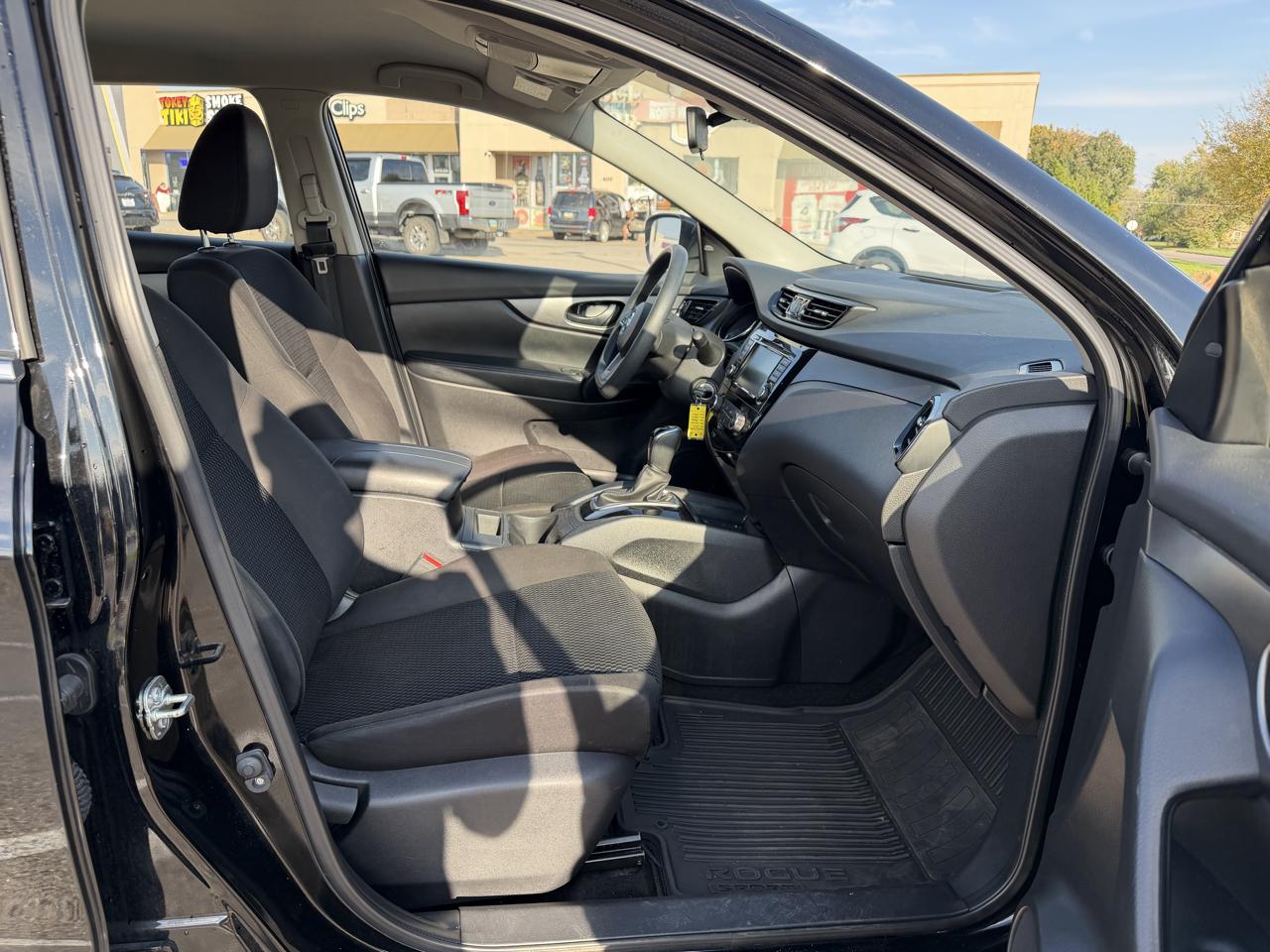 Nissan Rogue Sport S AWD 2022