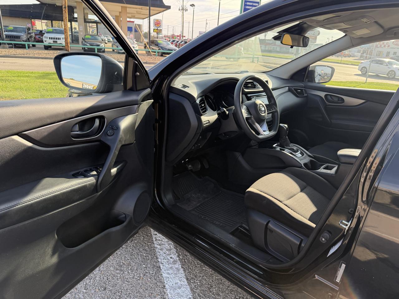 Nissan Rogue Sport S AWD 2022