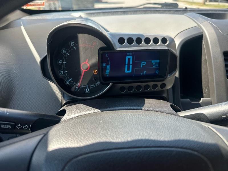 Chevrolet Sonic LS Auto 5-Door 2013