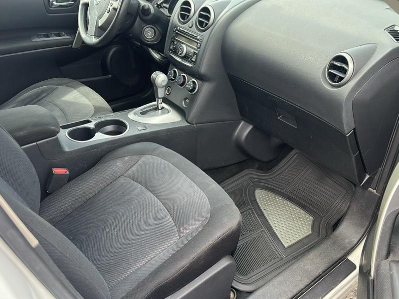 Nissan Rogue S 2WD 2013